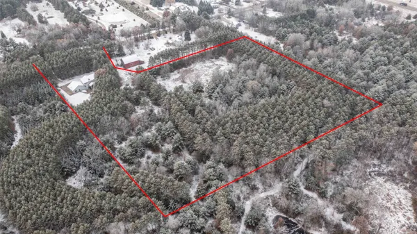 $689,900 | E1400 Stratton Lake Road, Waupaca, WI 54981