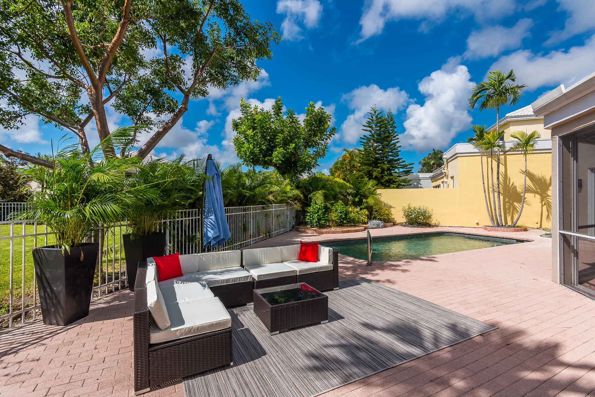 5370 Ascot Bend Road Boca Raton, FL 33496 - Photo 18 of 19 Patio 2