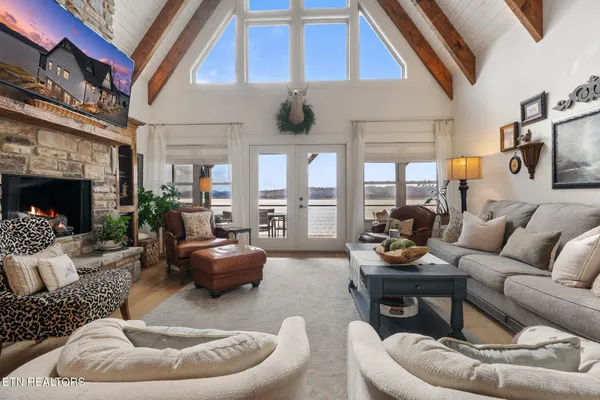 $1,950,000 | 1839 Stone Bridge Drive, Dandridge, TN 37725
