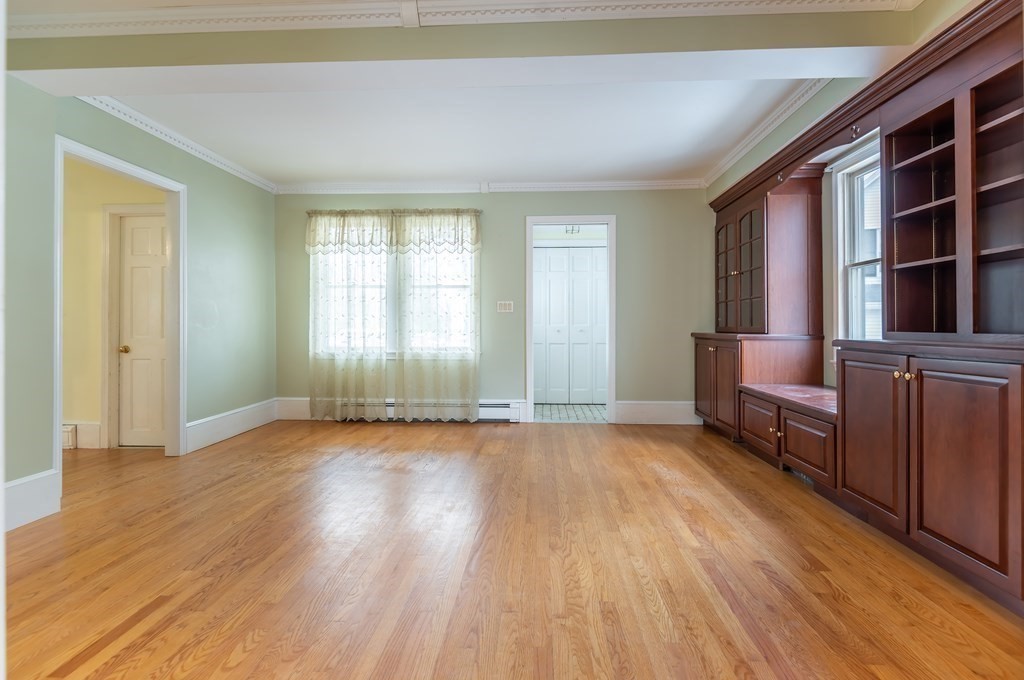 19 Elm Court Andover, MA 01810 - Photo 12 of 24