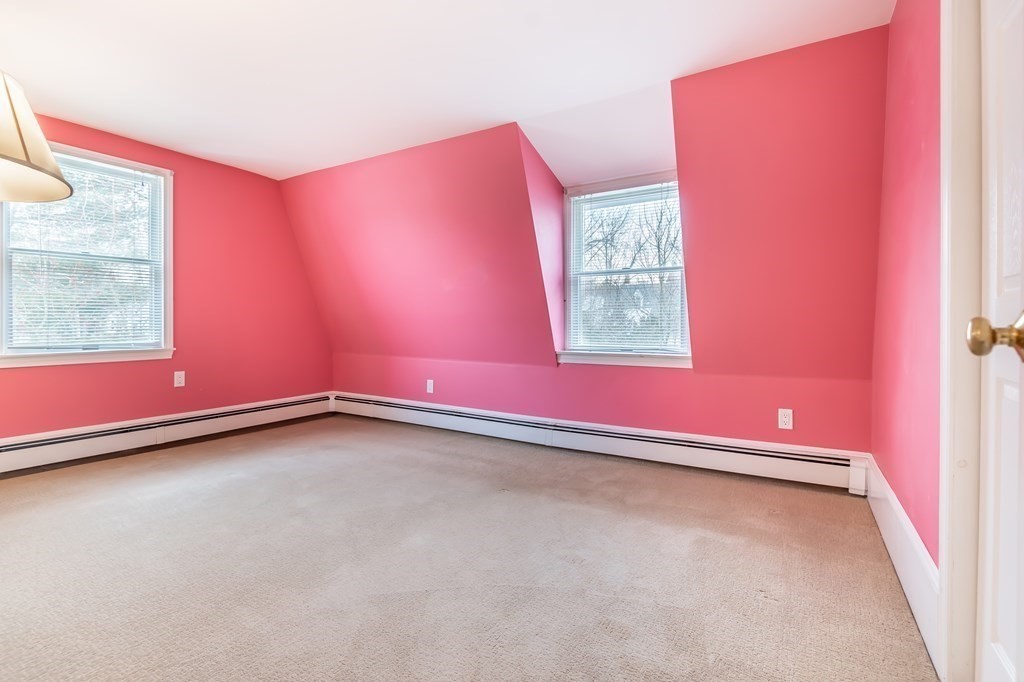 19 Elm Court Andover, MA 01810 - Photo 15 of 24
