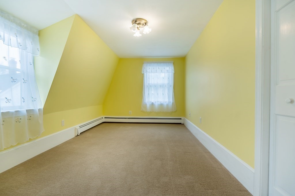19 Elm Court Andover, MA 01810 - Photo 20 of 24