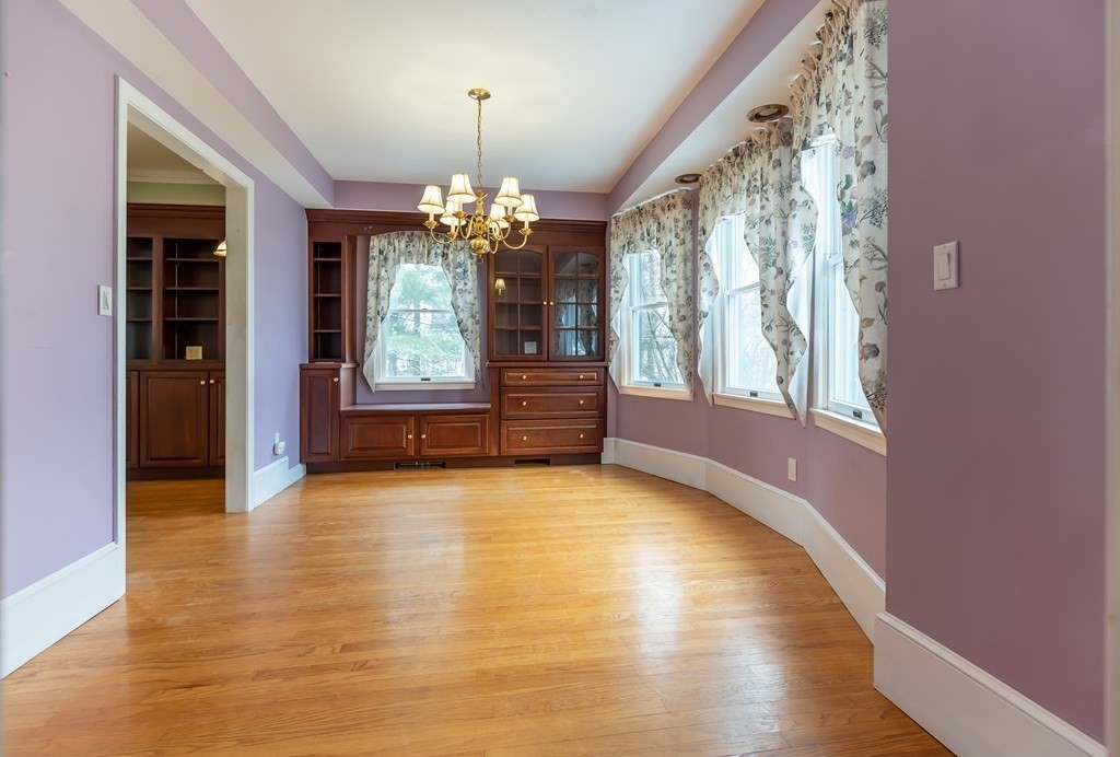 19 Elm Court Andover, MA 01810 - Photo 10 of 24