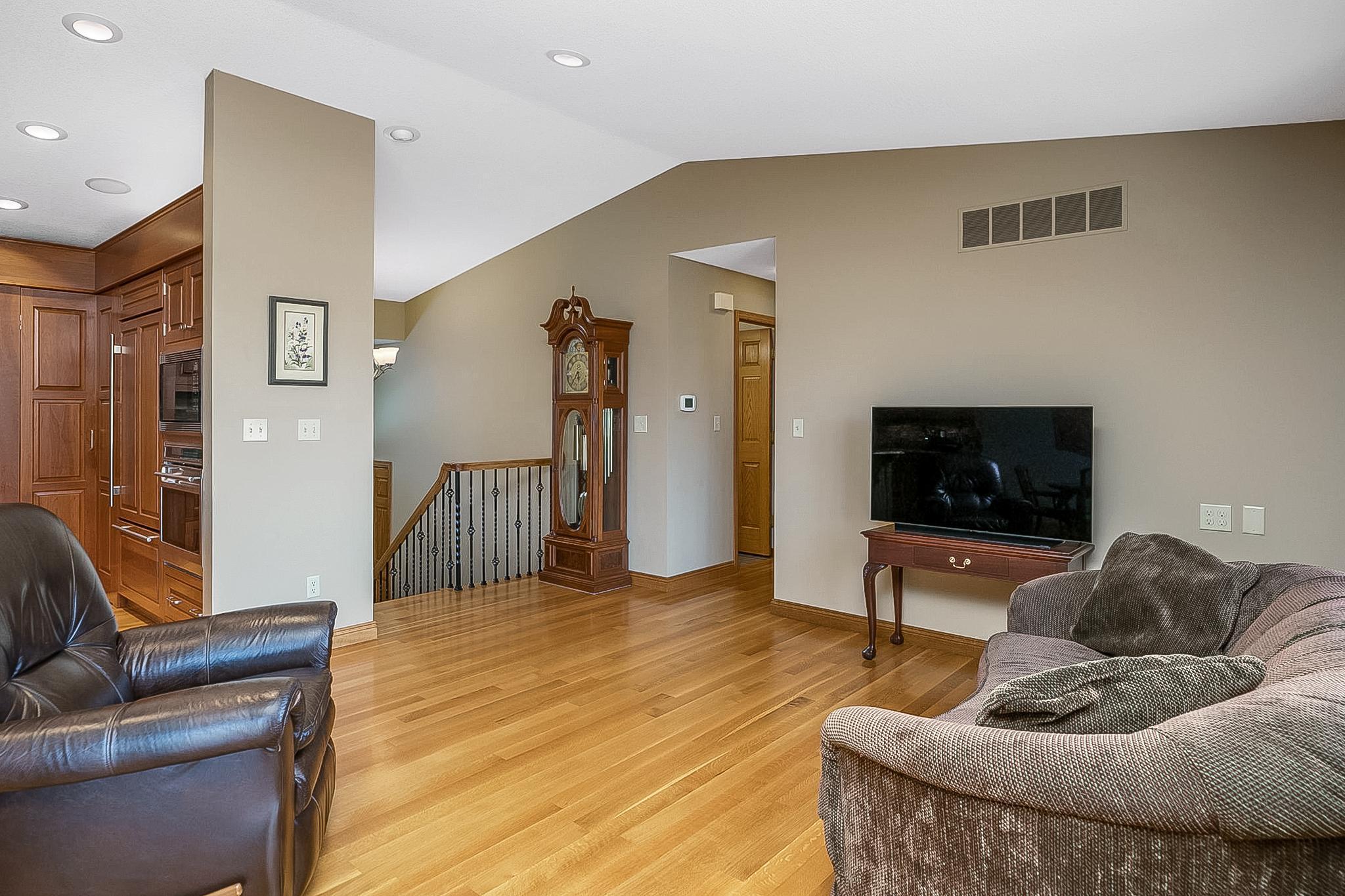 811 Northland Lane Rochester, MN 55906 - Photo 8 of 50 Gallery Image 8
