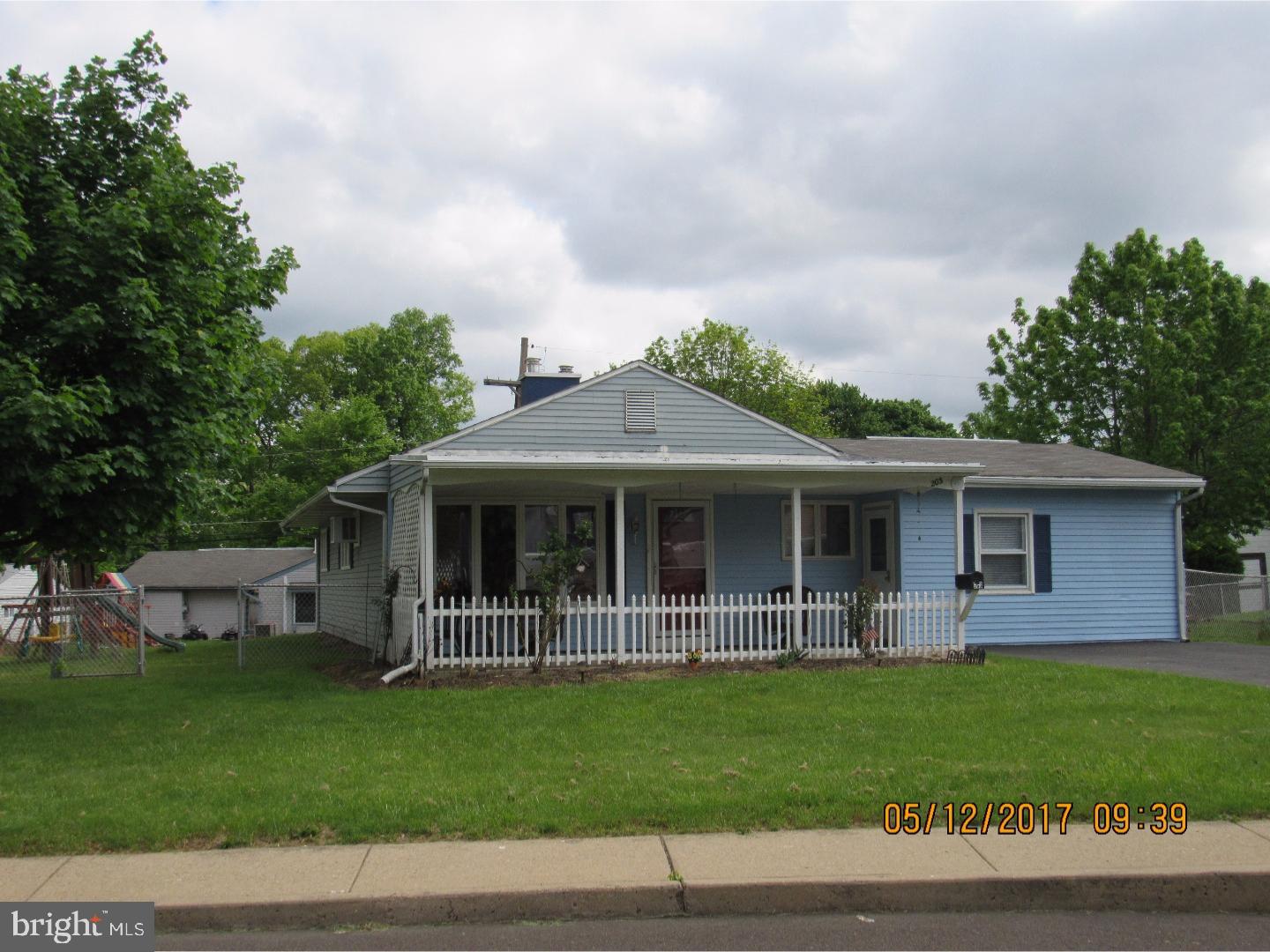203 Yorkshire Road Fairless Hills, PA 19030 - Photo 23 of 25 Gallery Image 23