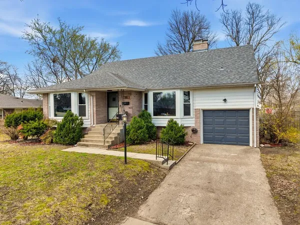 $317,000 | 911 Euclid Boulevard, Carthage, MO 64836