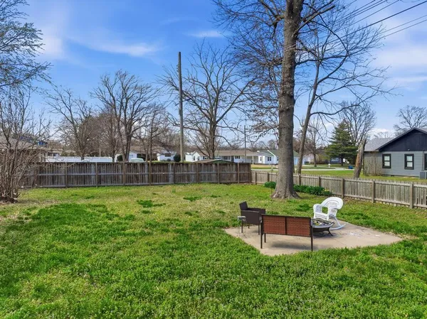 $317,000 | 911 Euclid Boulevard, Carthage, MO 64836