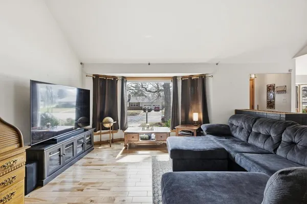 $317,000 | 911 Euclid Boulevard, Carthage, MO 64836