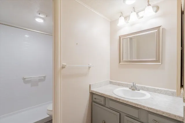 $129,500 | 111 Rust Road, Unit 211, Bloomington, IL 61701