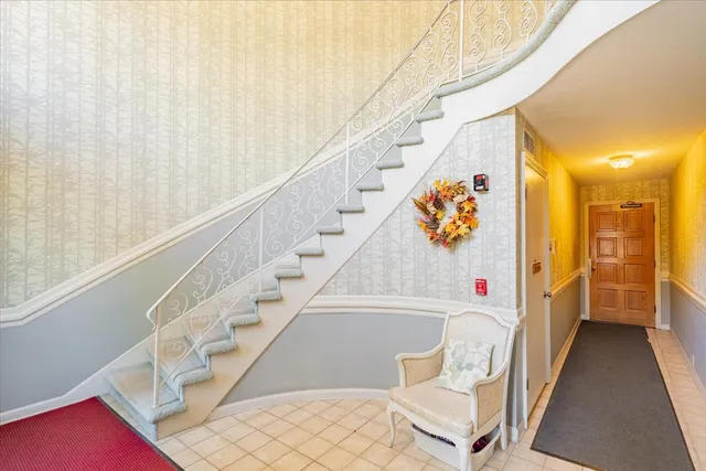 $129,500 | 111 Rust Road, Unit 211, Bloomington, IL 61701