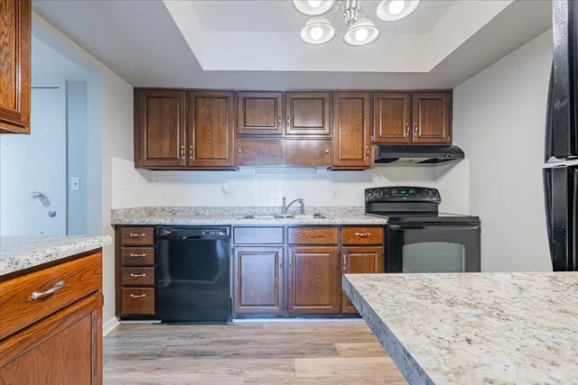 $129,500 | 111 Rust Road, Unit 211, Bloomington, IL 61701