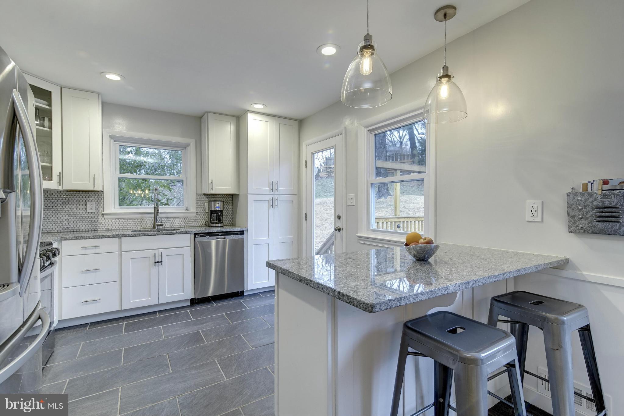 8312 Ramsgate Court Alexandria, VA 22309 - Photo 6 of 25 Kitchen