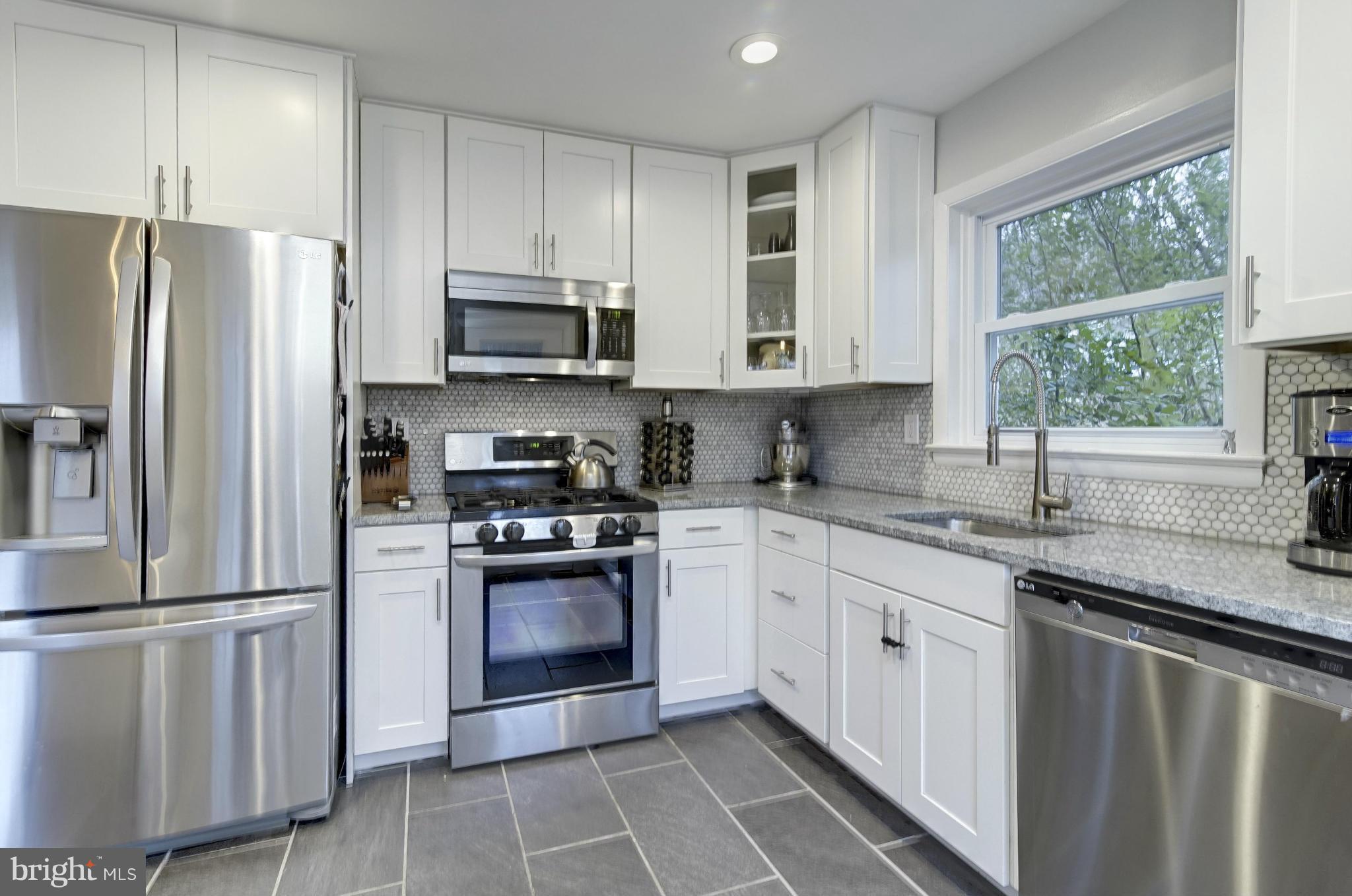 8312 Ramsgate Court Alexandria, VA 22309 - Photo 7 of 25 Kitchen