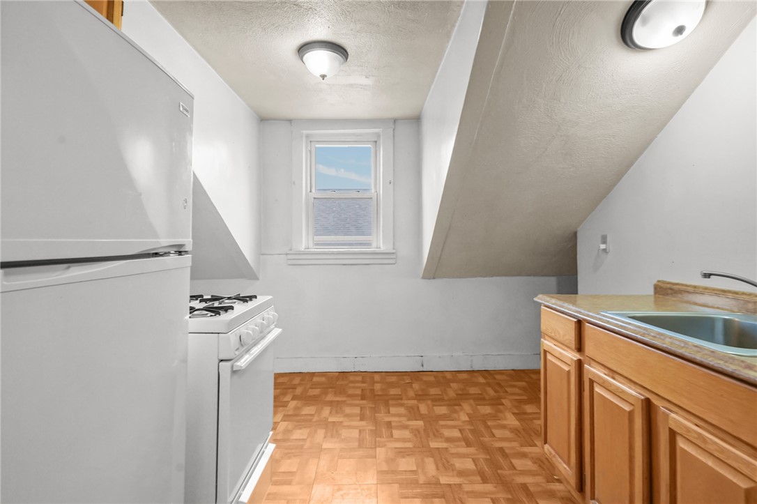 15 Judith Street Providence, RI 02909 - Photo 20 of 38