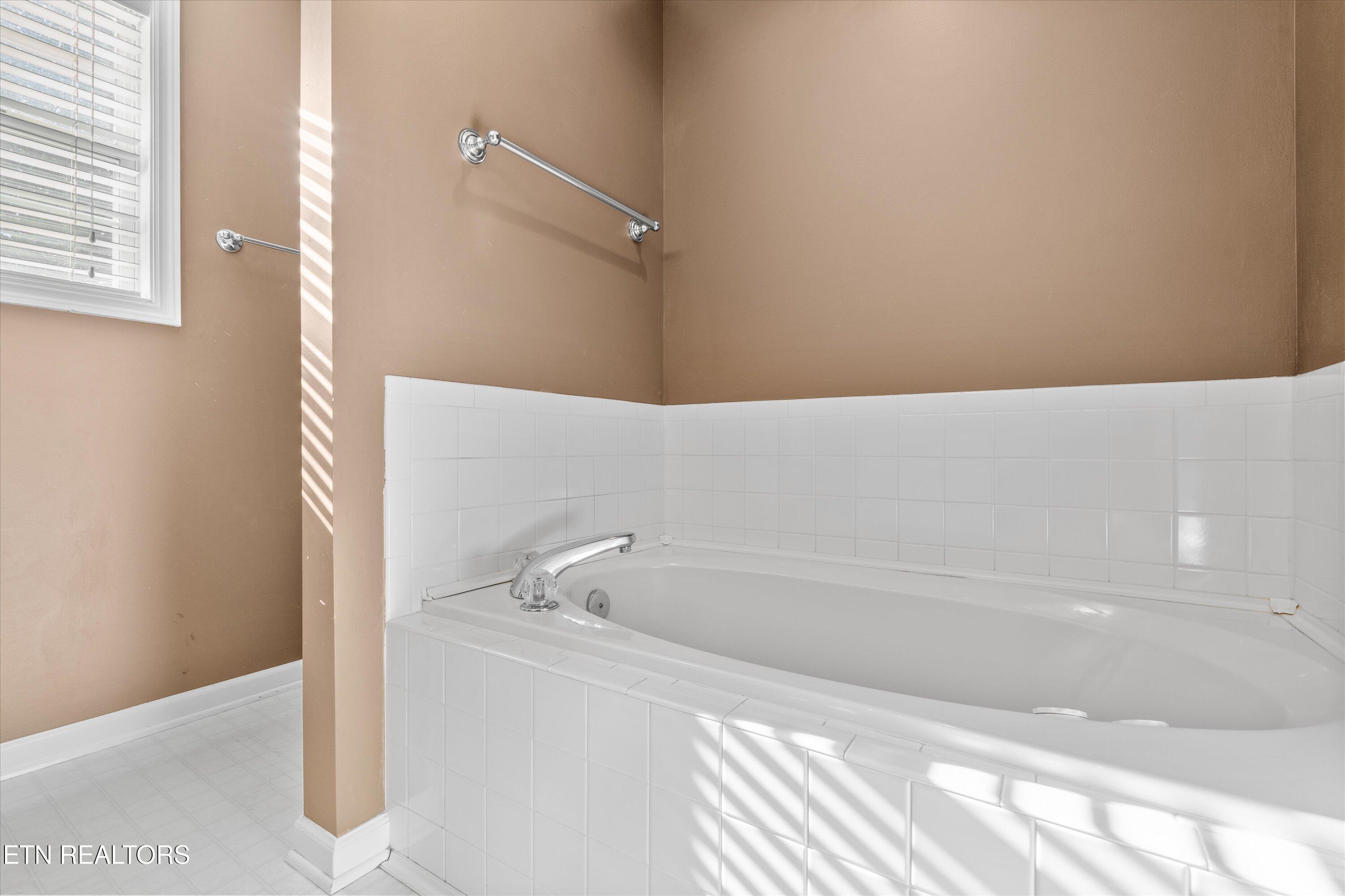 324 Ashworth Trail Powell, TN 37849 - Photo 30 of 47 23-324 Ashworth Trail-21