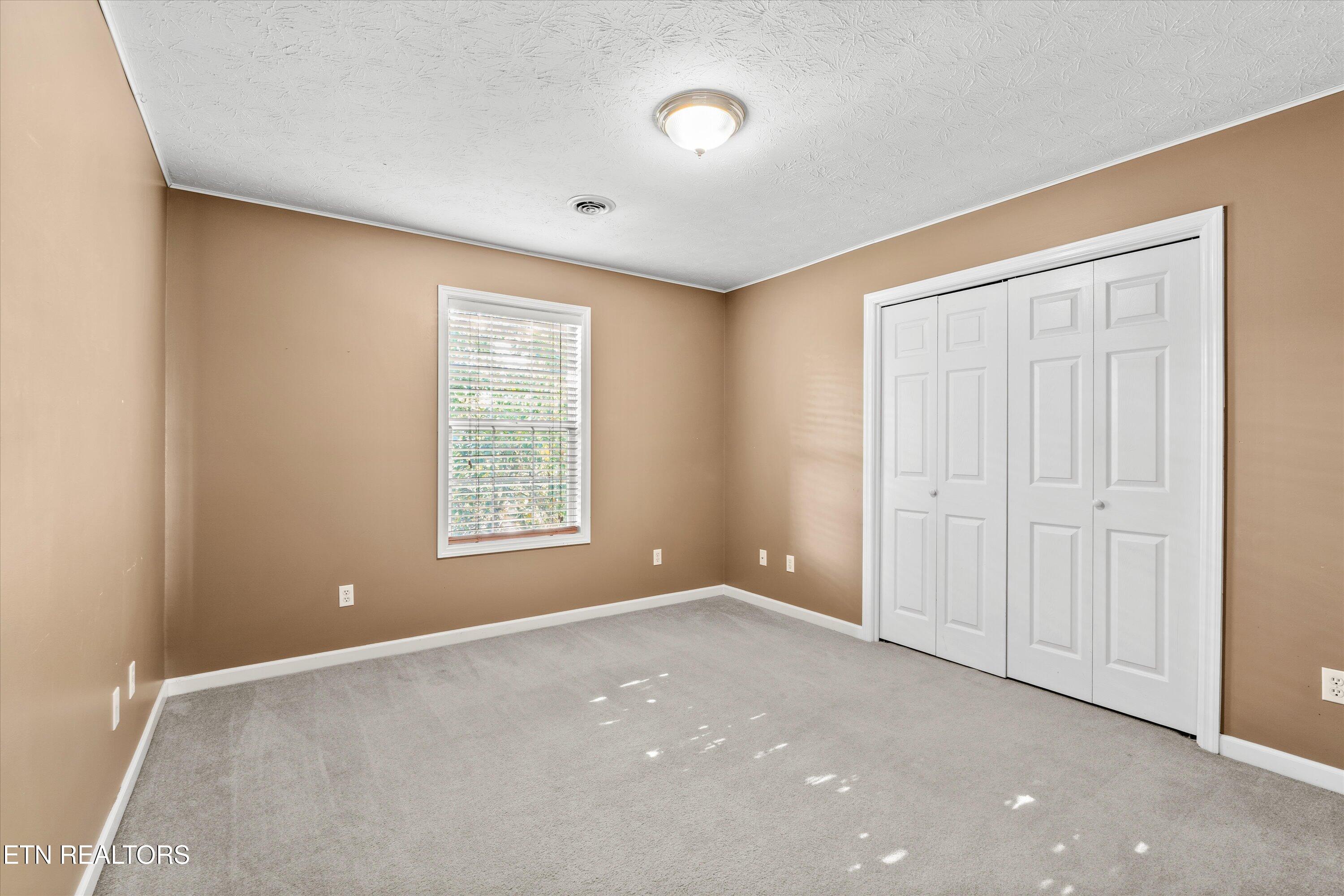 324 Ashworth Trail Powell, TN 37849 - Photo 31 of 47 24-324 Ashworth Trail-22