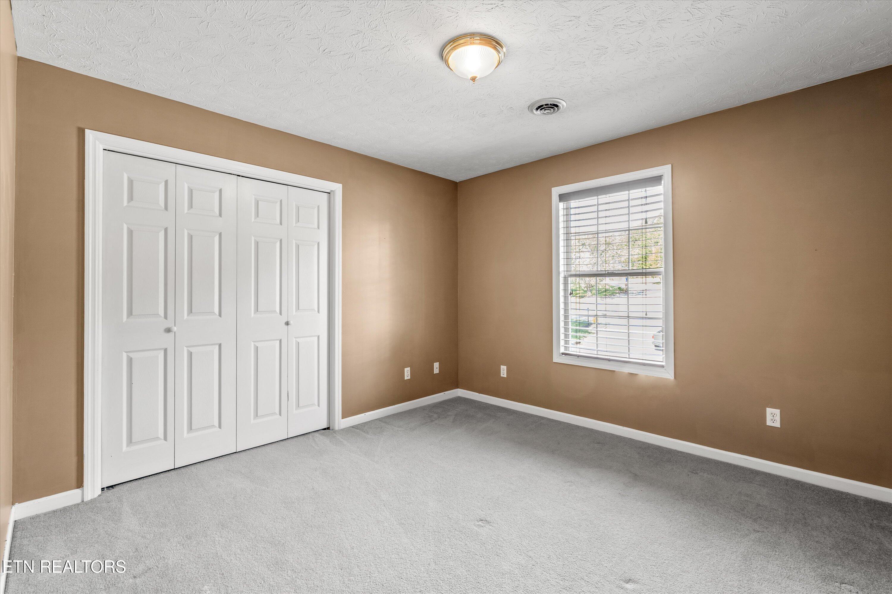 324 Ashworth Trail Powell, TN 37849 - Photo 32 of 47 25-324 Ashworth Trail-23