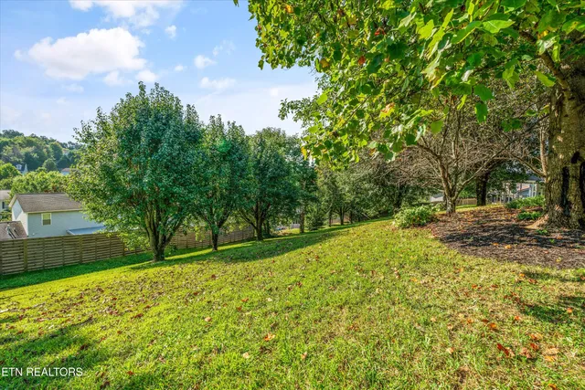 $399,000 | 324 Ashworth Trail, Powell, TN 37849