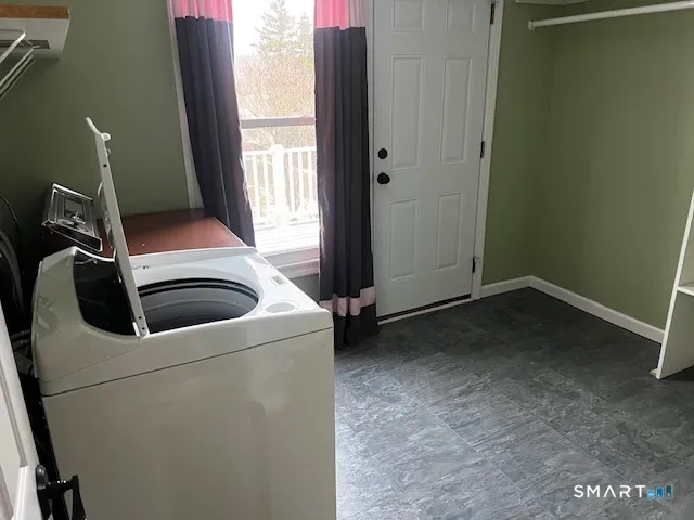 $1,800 | 64 Seymour Street, Bristol, CT 06010