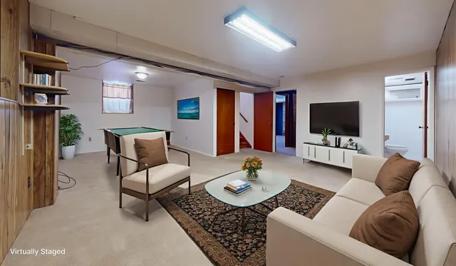 $225,000 | 807 Oakcrest Drive, Champaign, IL 61821