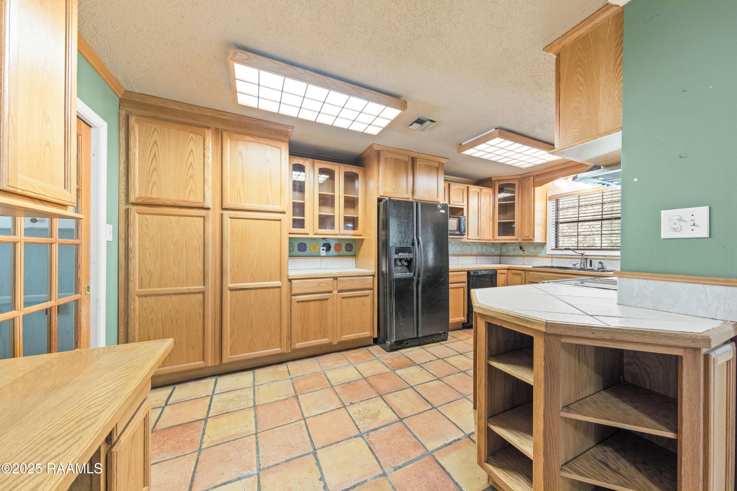 104 Kent Circle Lafayette, LA 70508 - Photo 12 of 26 104Kent-37