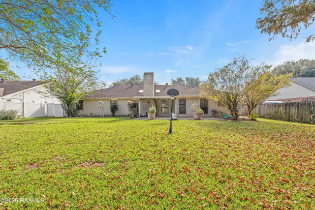 $285,000 | 104 Kent Circle, Lafayette, LA 70508
