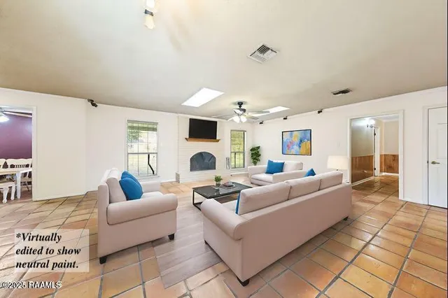 $285,000 | 104 Kent Circle, Lafayette, LA 70508