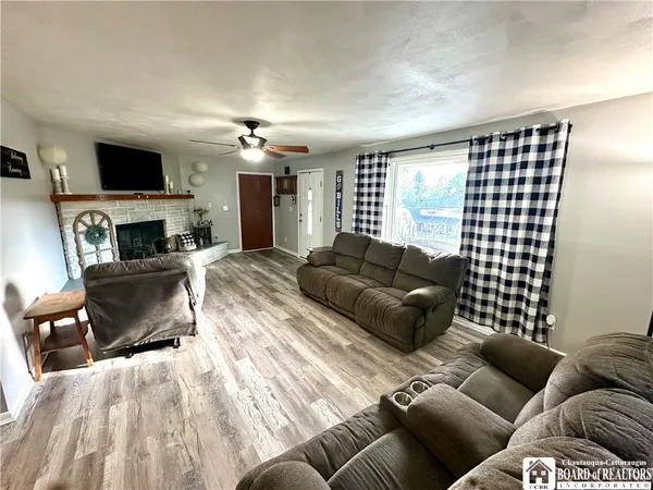 $265,900 | 2424 Oakwood Trail, Allegany, NY 14706