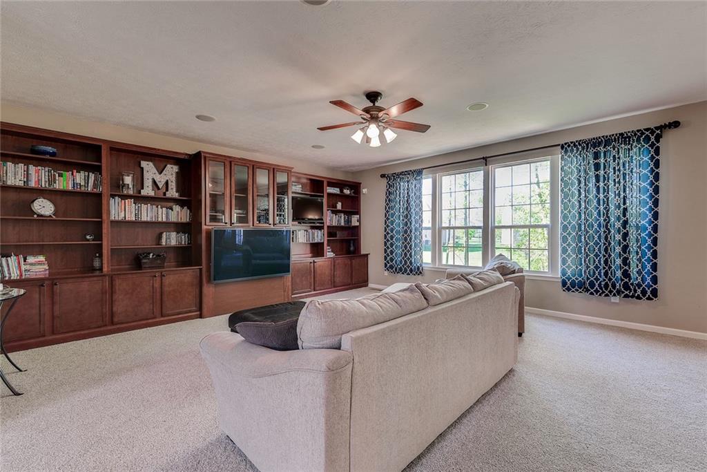 10333 Sugar Ridge Way Indianapolis, IN 46239 - Photo 18 of 43 Gallery Image 18