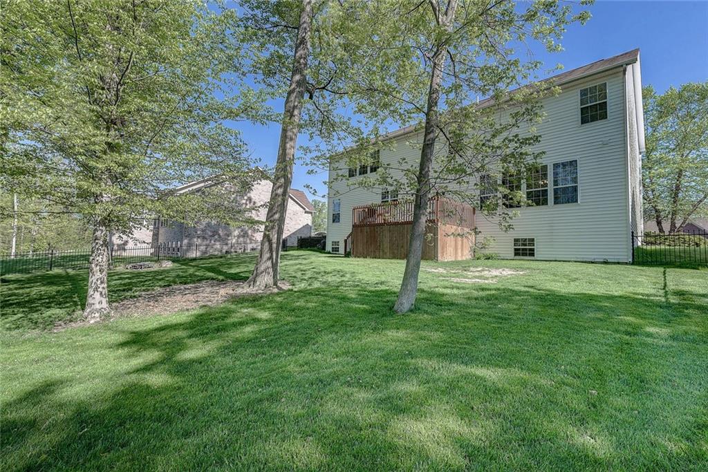 10333 Sugar Ridge Way Indianapolis, IN 46239 - Photo 6 of 43 Gallery Image 6