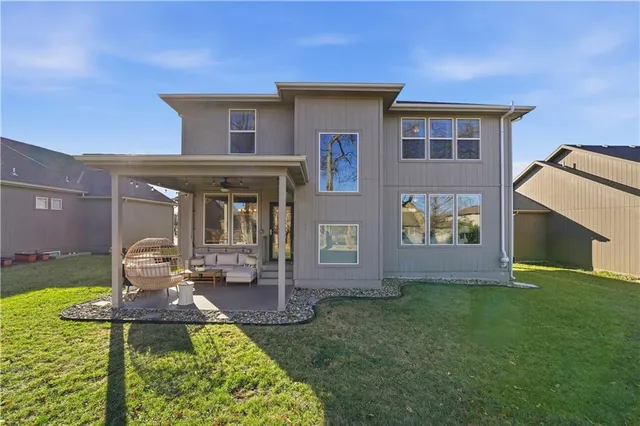 $550,000 | 16936 West 163rd Terrace, Olathe, KS 66062