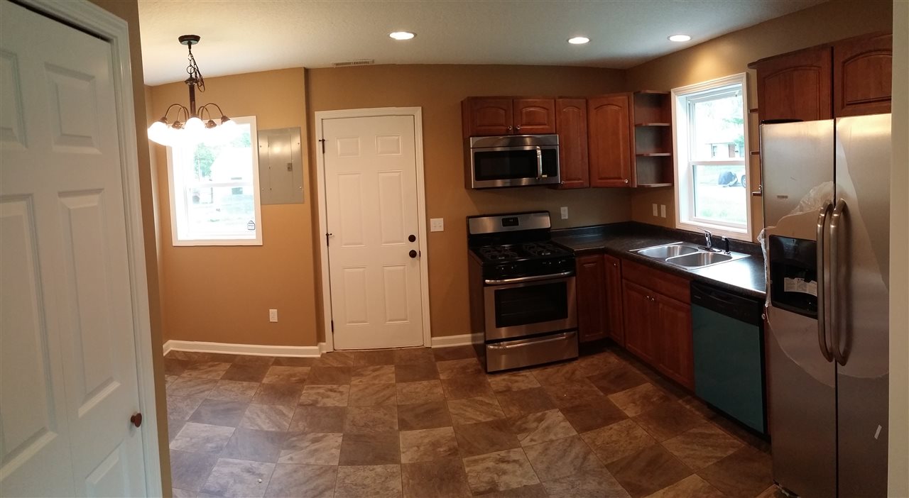 4432 Reed Street Fort Wayne, IN 46806 - Photo 2 of 7 Gallery Image 2