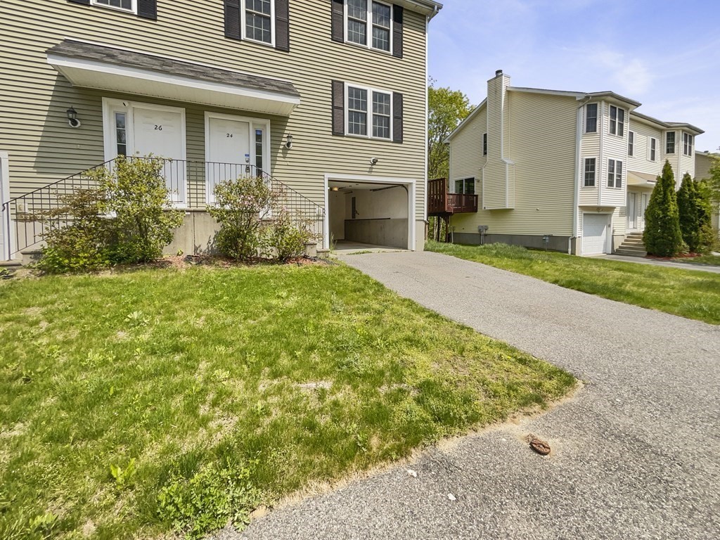 24 Sophia Drive Worcester, MA 01607 - Photo 30 of 30 front view of a house with a yard
