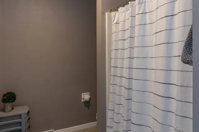 $419,999 | 180 East River Drive, De Pere, WI 54115