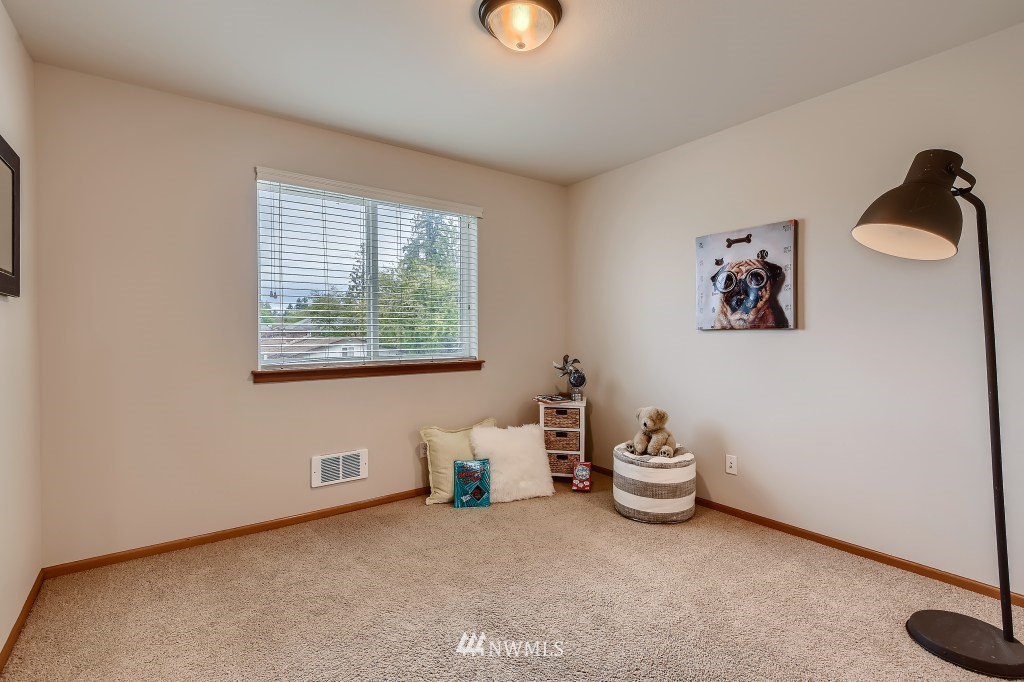 5125 153rd Place Southwest Edmonds, WA 98026 - Photo 22 of 28 Gallery Image 22