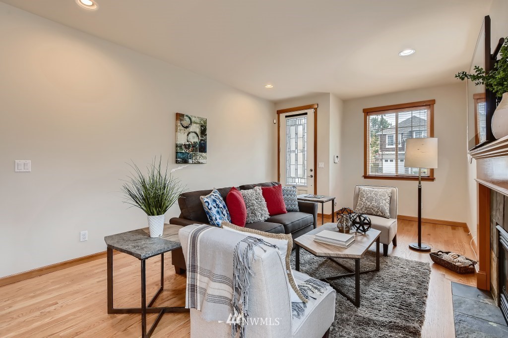 5125 153rd Place Southwest Edmonds, WA 98026 - Photo 4 of 28 Gallery Image 4