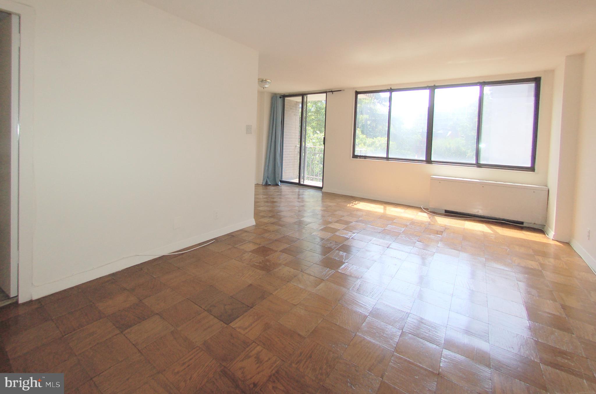 2201 L Street Northwest, Unit 411 Washington, DC 20037 - Photo 4 of 8