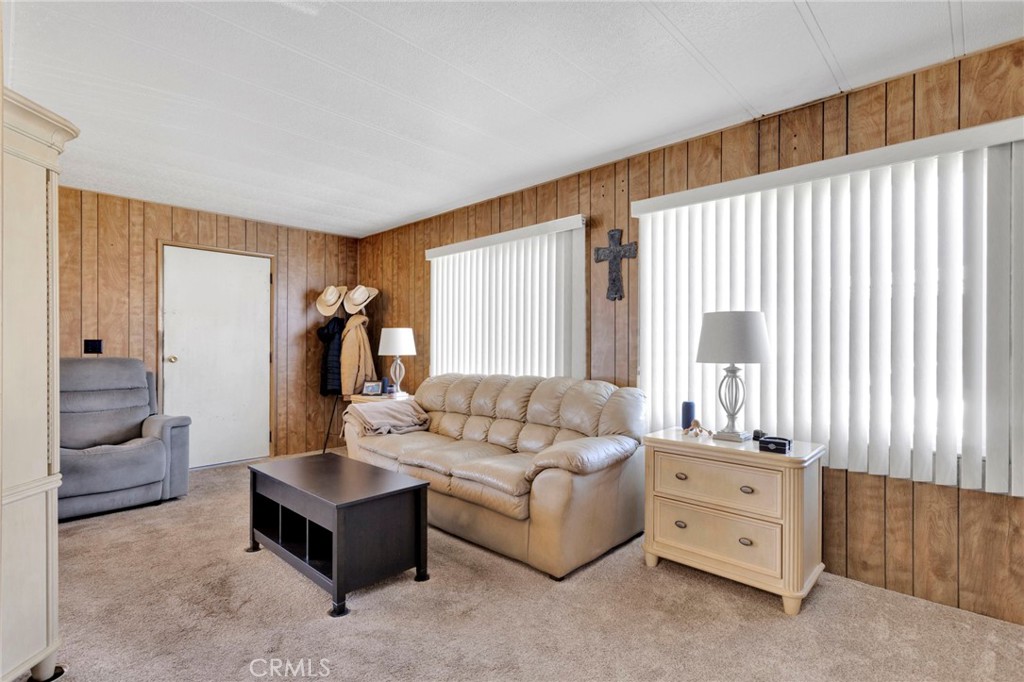 20683 Waalew Road, Unit B84 Apple Valley, CA 92307 - Photo 4 of 39