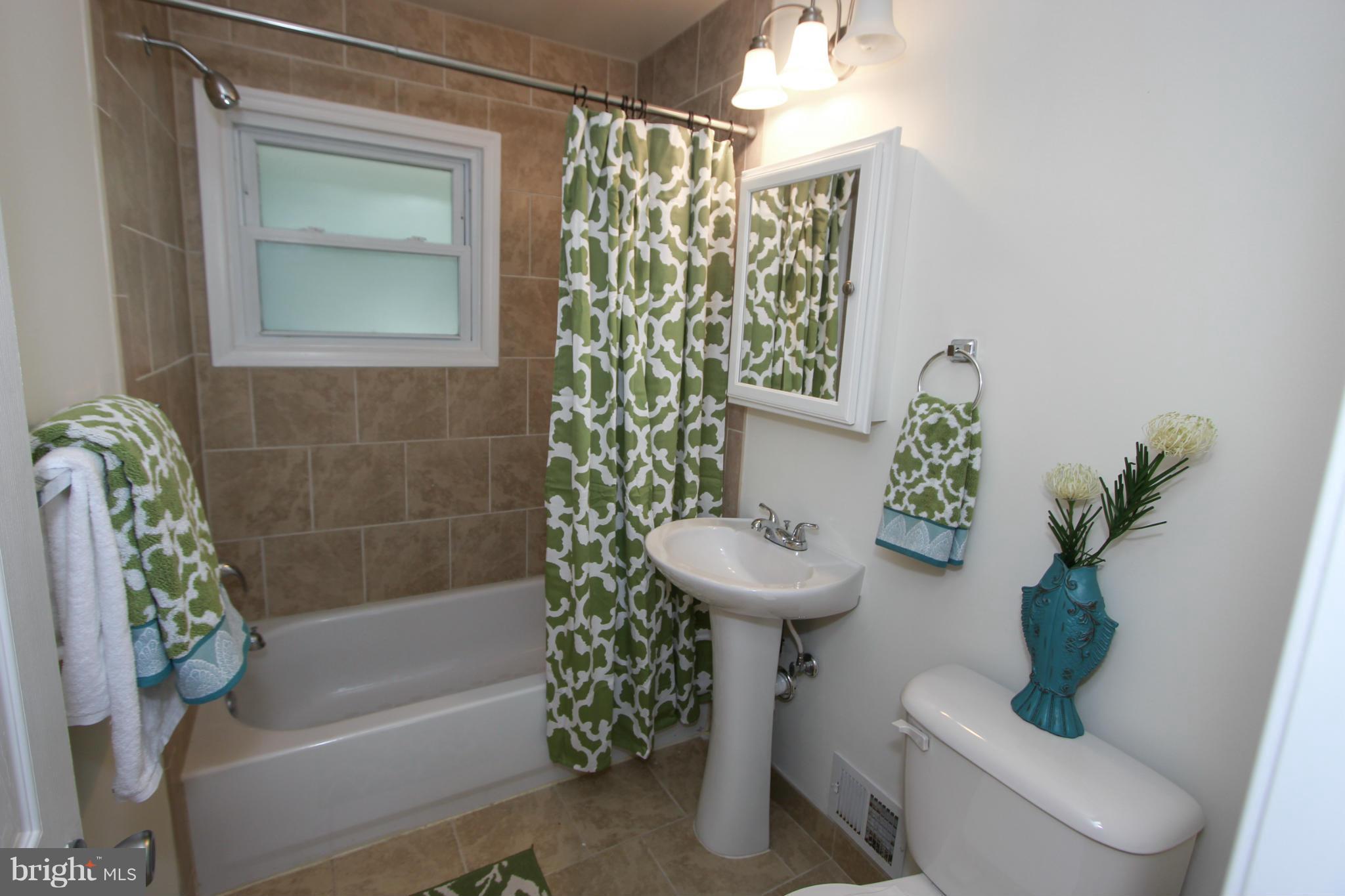 7430 Northrop Road Alexandria, VA 22306 - Photo 20 of 30 Bath