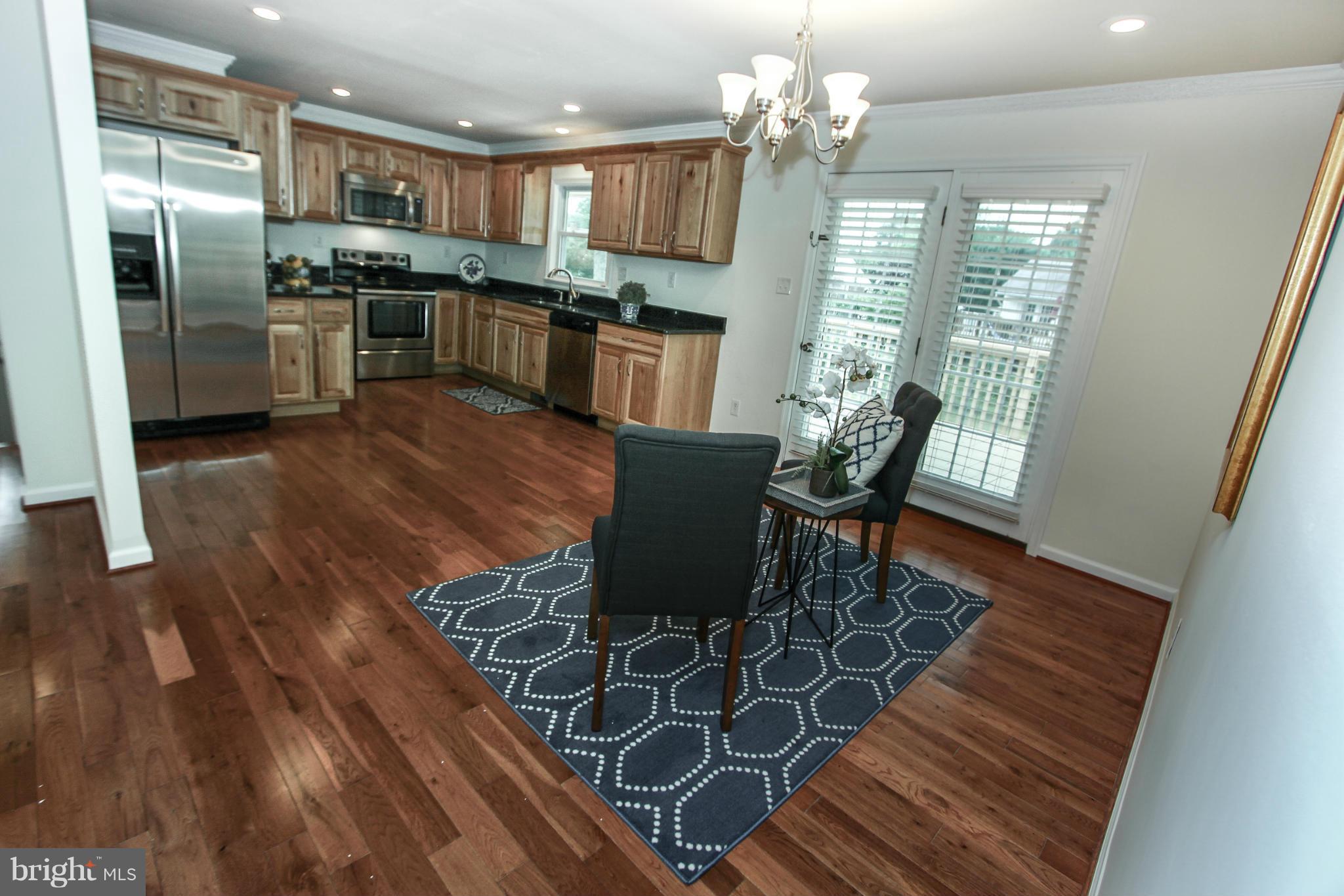 7430 Northrop Road Alexandria, VA 22306 - Photo 7 of 30 Kitchen