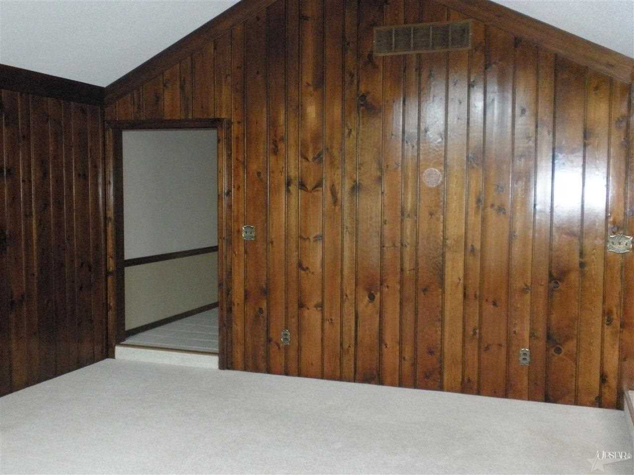 12118 Amber Ridge Drive Fort Wayne, IN 46814 - Photo 13 of 30 Gallery Image 13