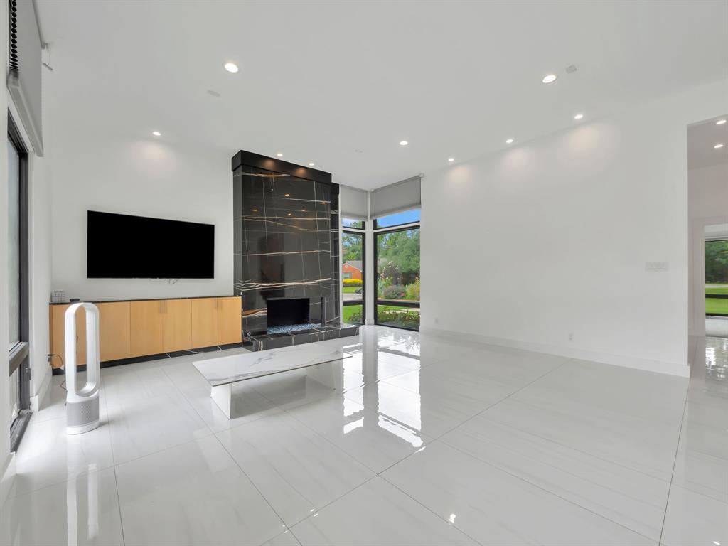 11248 Jamestown Road Dallas, TX 75230 - Photo 12 of 40