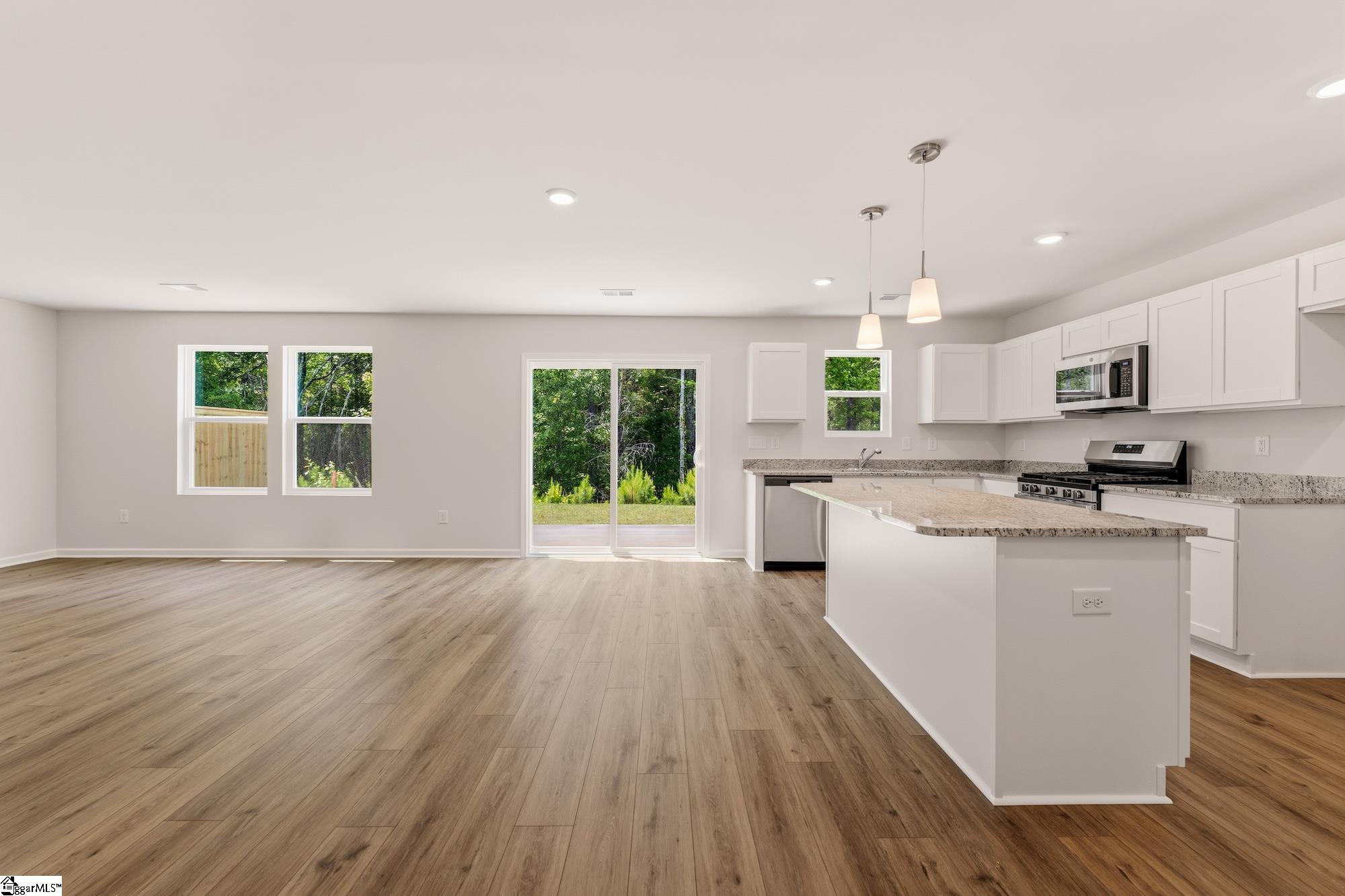 397 Prosperity Lane Moore, SC 29369 - Photo 6 of 28