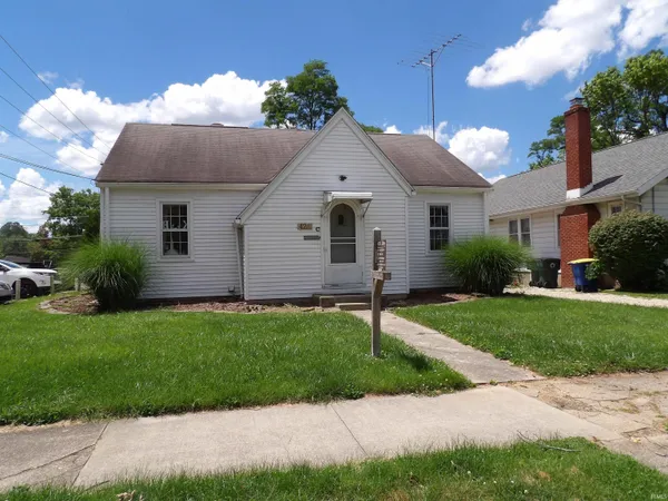 $179,900 | 421 South Talley Avenue, Muncie, IN 47303