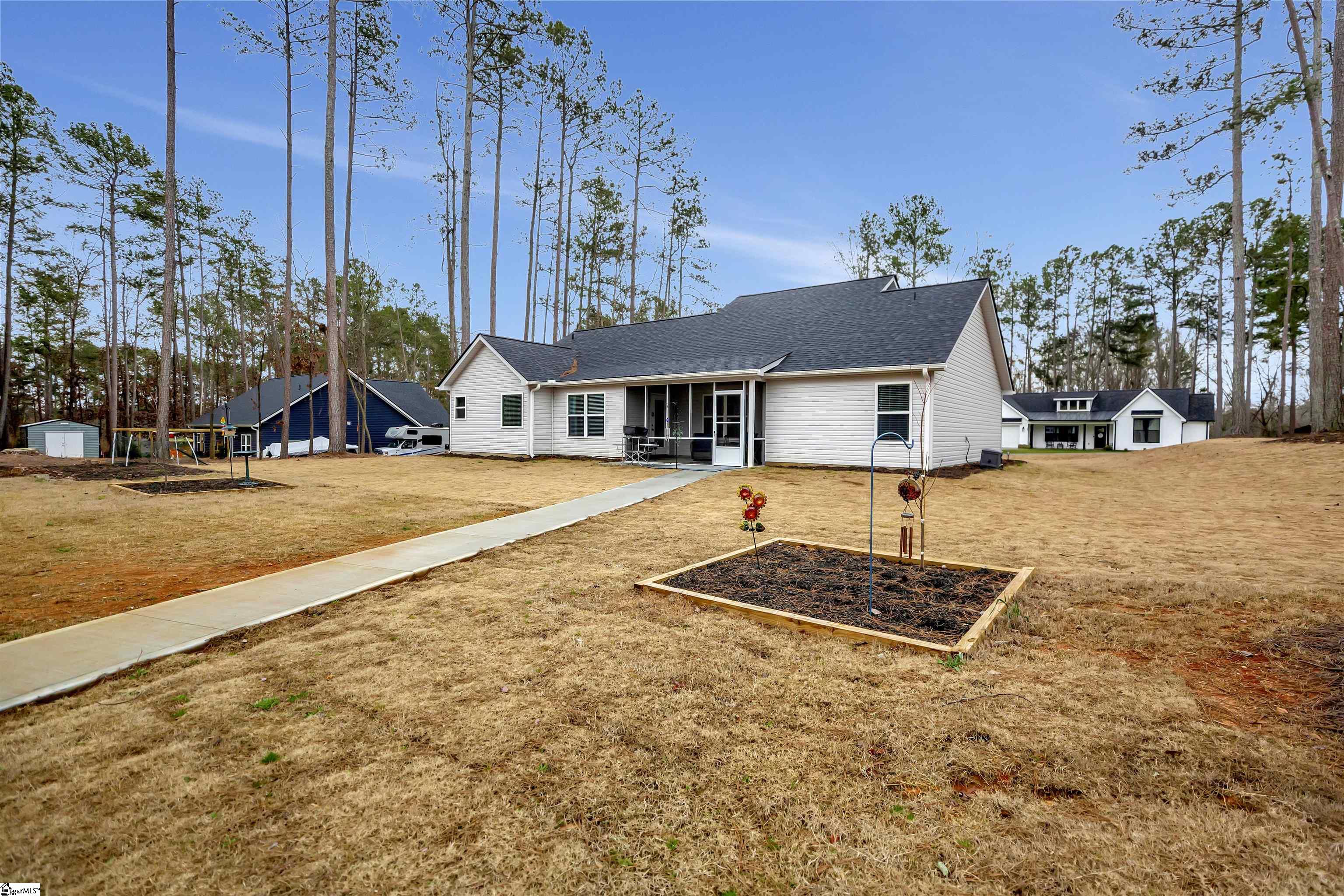 235 Shenandoah Road Townville, SC 29689 - Photo 31 of 36 Gallery Image 31