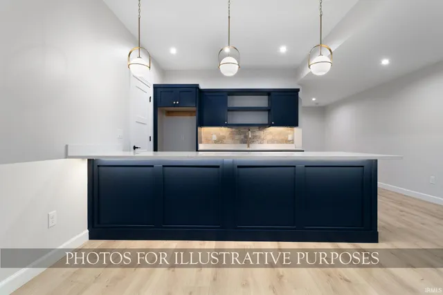 $799,999 | 1243 Echoes Circle, South Bend, IN 46617