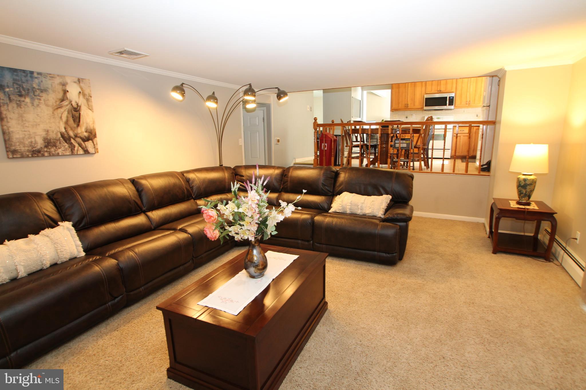 3441 Baldwin Road Huntingdon Valley, PA 19006 - Photo 4 of 32 Gallery Image 4