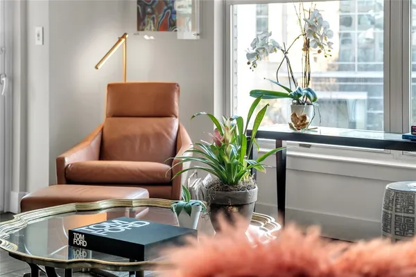 $3,000 | 2323 North Houston Street, Unit 413, Dallas, TX 75219