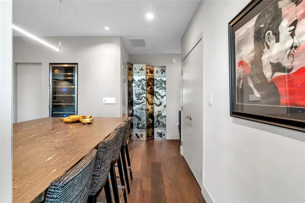 $3,000 | 2323 North Houston Street, Unit 413, Dallas, TX 75219