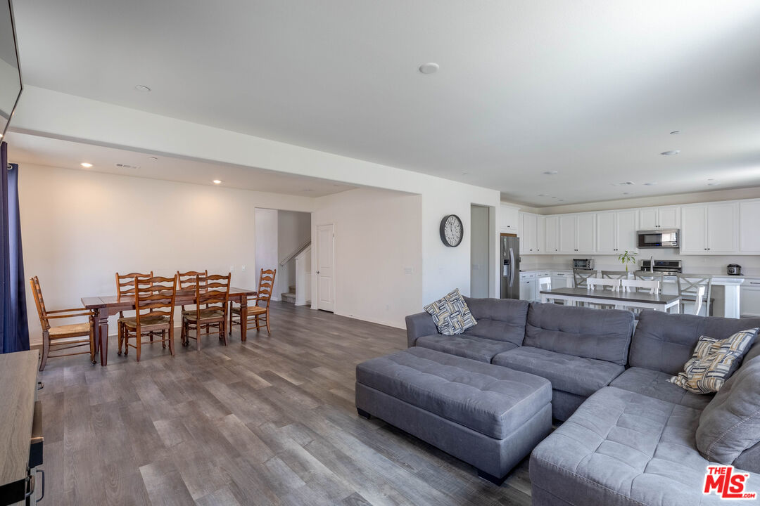 30135 Old Road Menifee, CA 92584 - Photo 7 of 36 Gallery Image 7